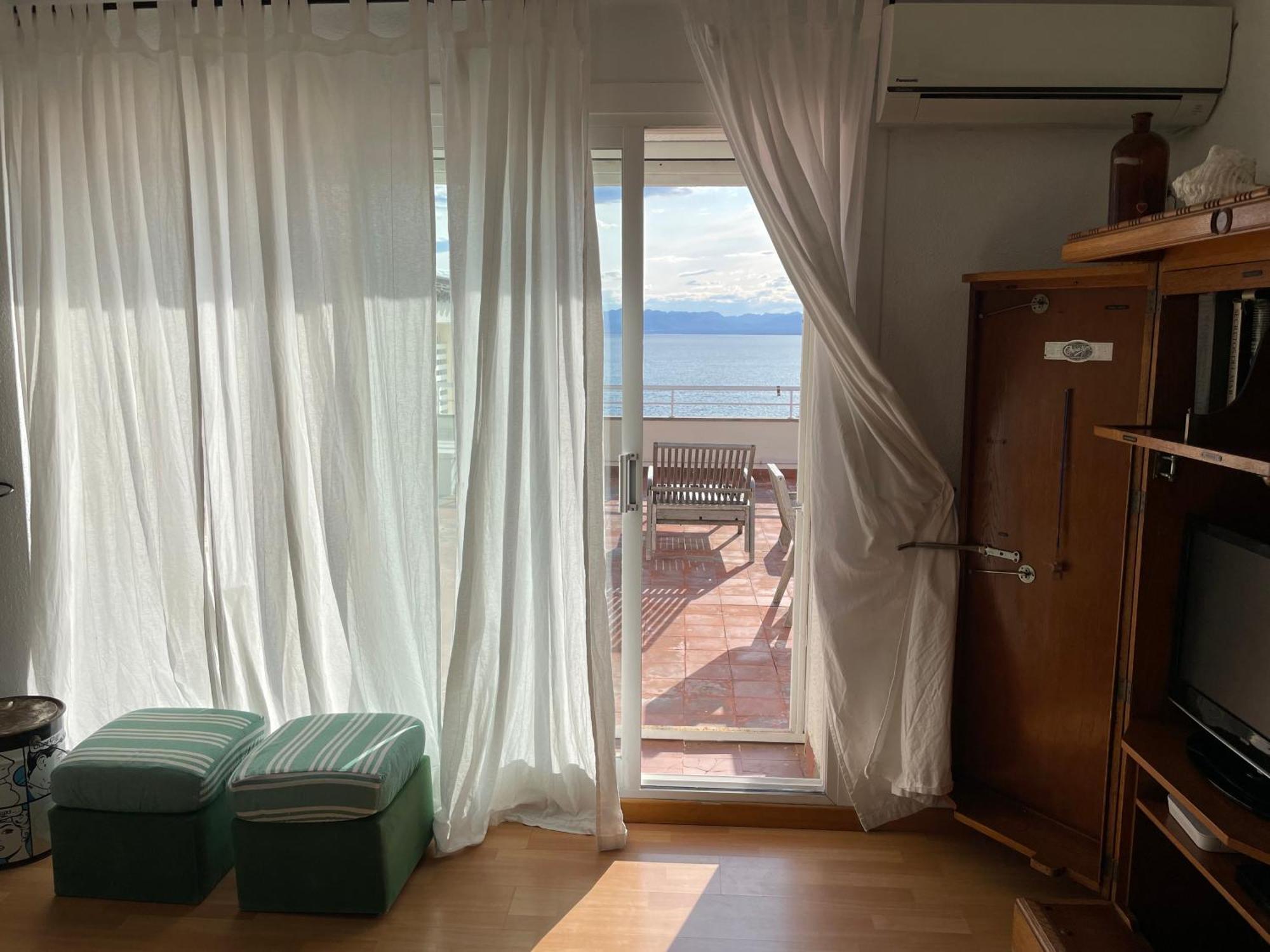 Apartamento Rits Beachfront サロウ エクステリア 写真