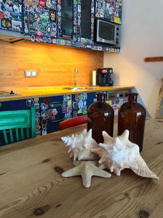 Apartamento Rits Beachfront サロウ エクステリア 写真